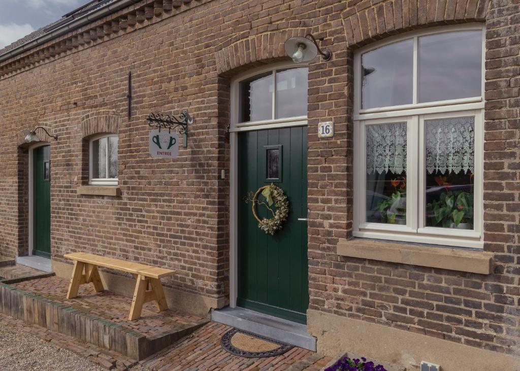 B&B 't Inj photo