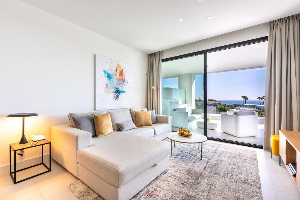 Luxury High End - Santa Barbara Heights CLC - For Work, Play & Family - 4