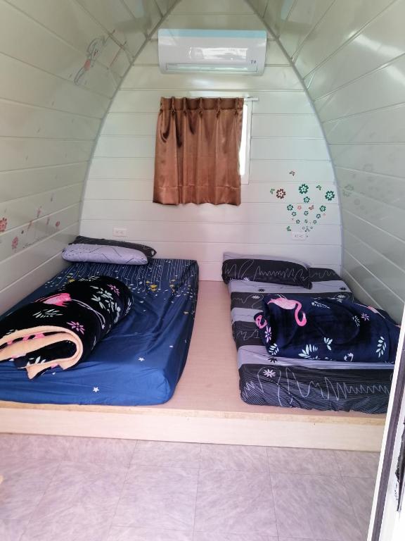 Komei Container Homestay photo
