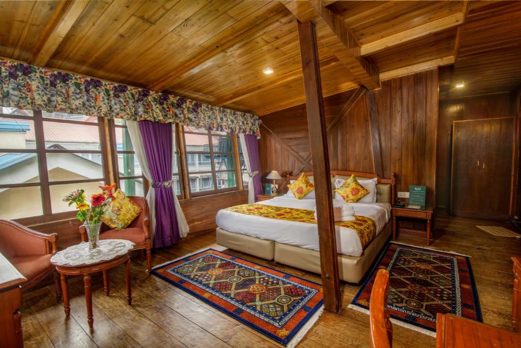 Muscatel Himalayan Resort - 400 Mts from Mall Road — Hotel in Darjeeling