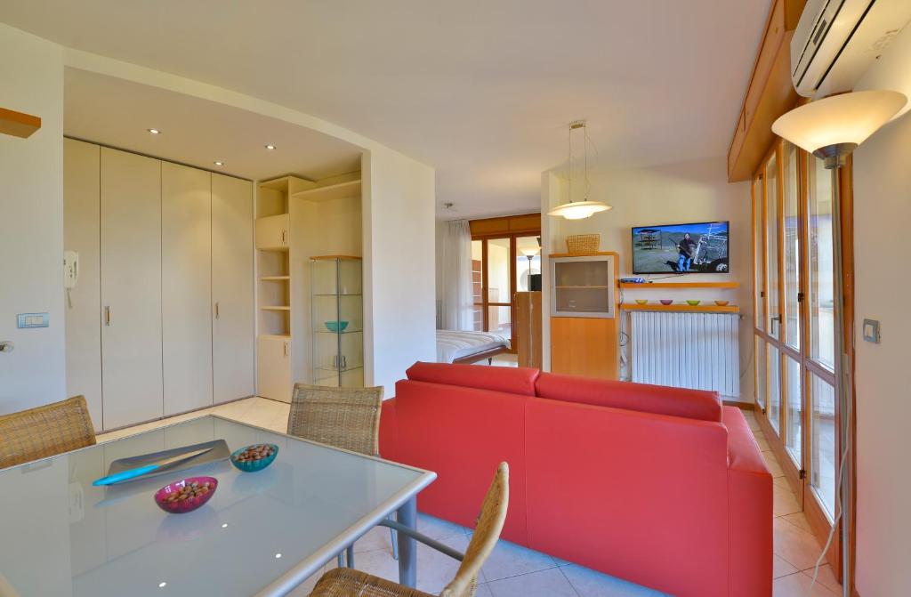 UR-NEST Emilia Levante B - 5
