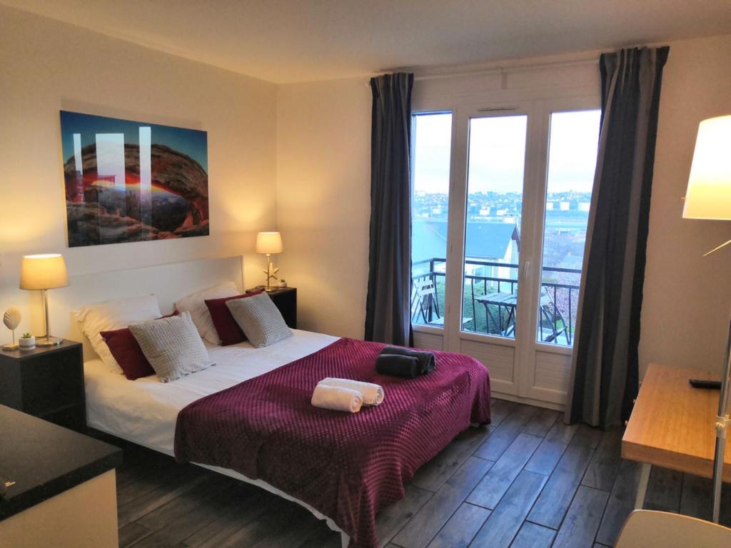 Escale Dieppe Gambetta - Appart et Studios 2-6 personnes Vue Ville et Mer photo