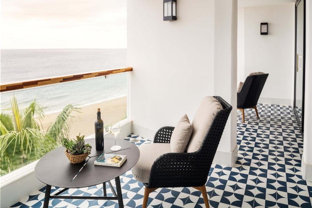 Hotel Fariones — Puerto del Carmen, Canary Islands