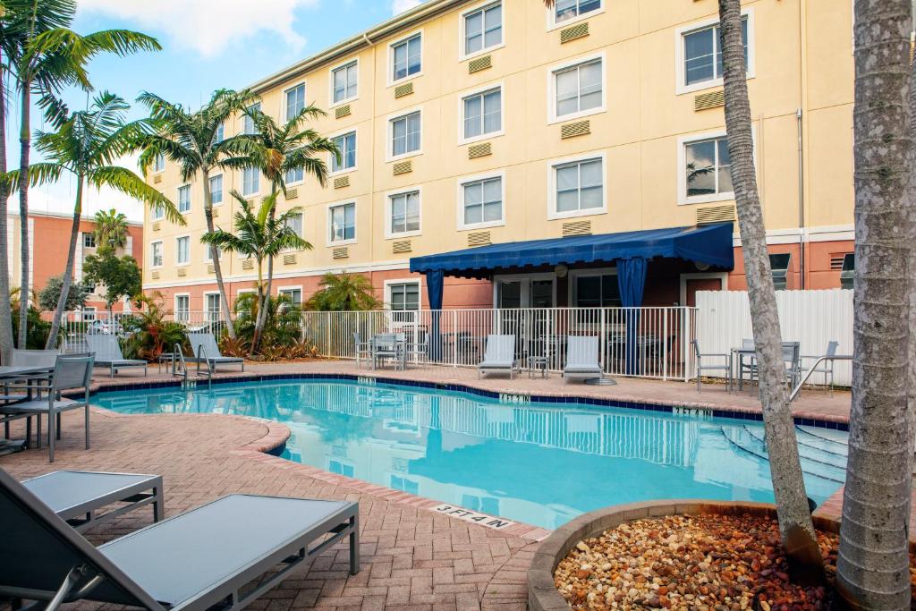 Best Western Plus Miami Airport West Inn And Suites Photo 20