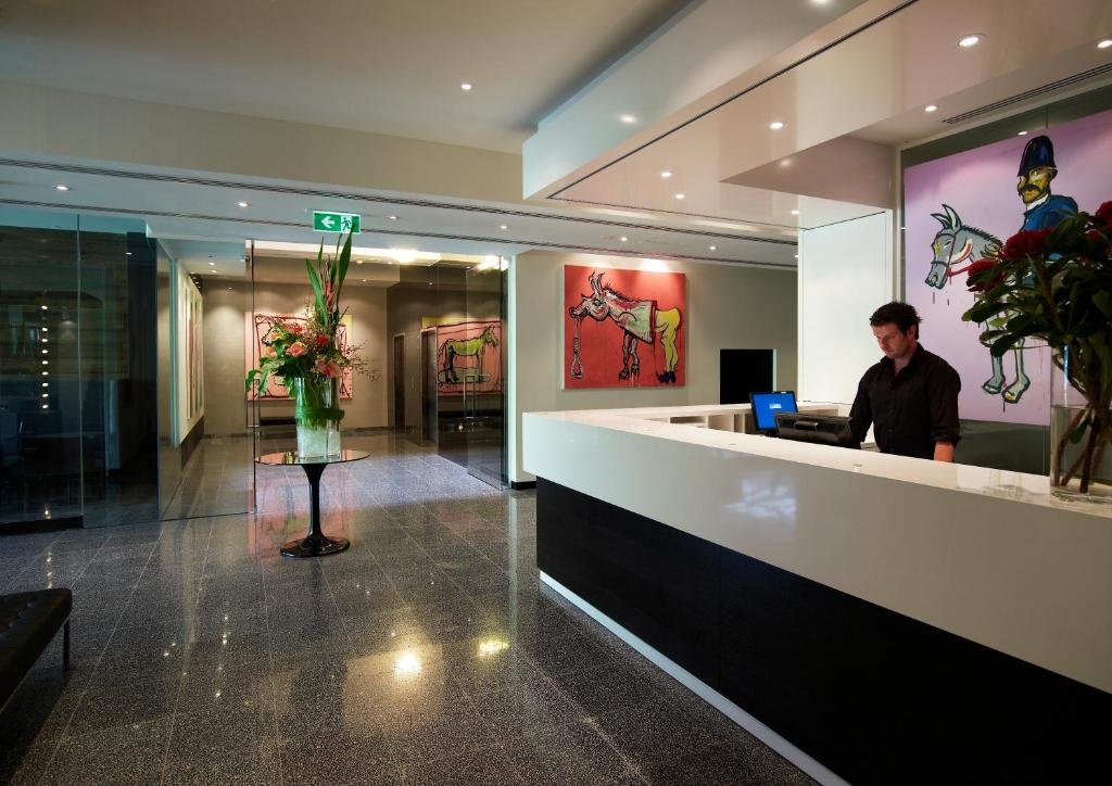 Melbourne The Cullen Melbourne - Art Series Additional