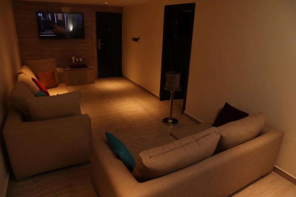 Monty Suites Calabar photo
