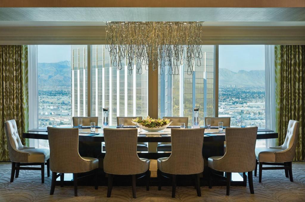 フォーシーズンズ ホテル ラスベガス (Four Seasons Hotel Las Vegas)