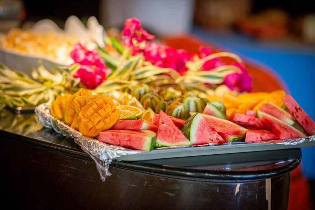 אוכל ומשקאות