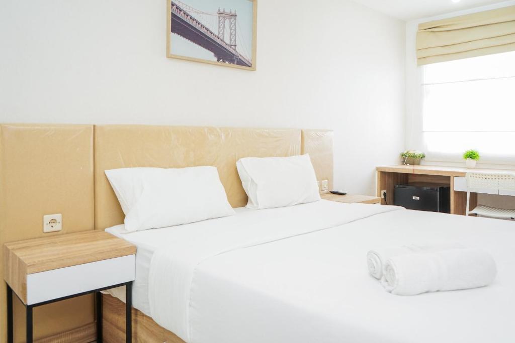 Remarkable Studio at Baileys City Apartment By Travelio, Pondokcabe Hilir