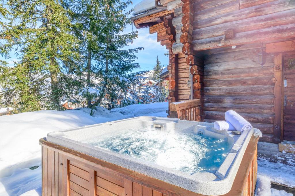 Madame Vacances Chalet Elliot Ouest - 1