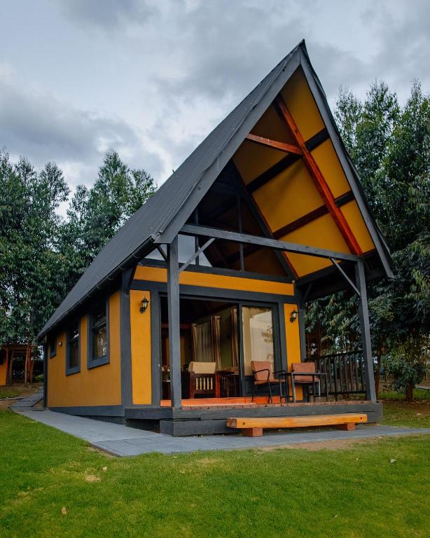 Shamba Lodge Cabin C 전경