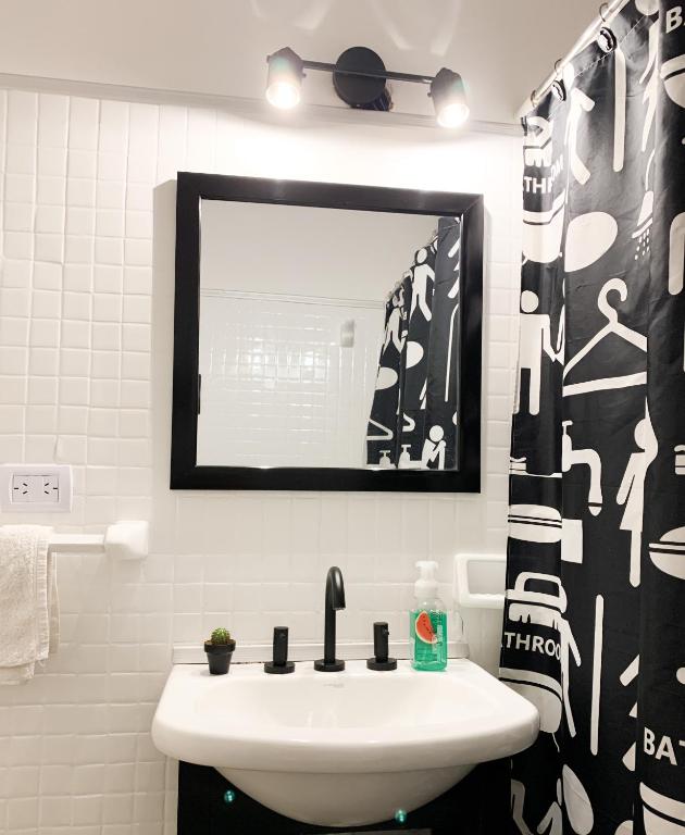 BEST LOCATION IN HEART OF PALERMO SOHO 2 BD photo