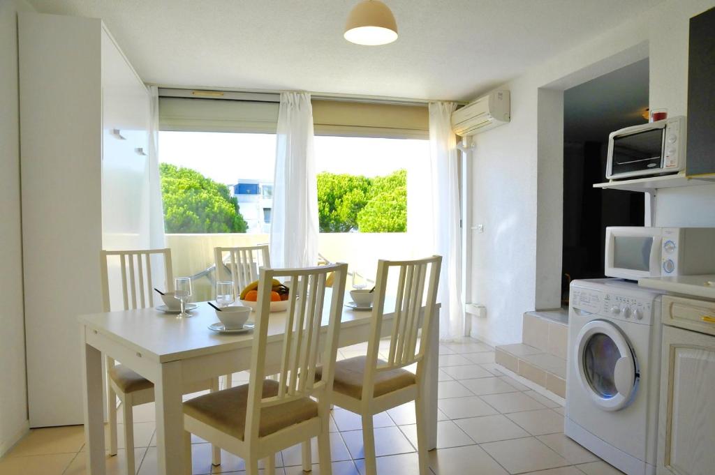 Le 44 avec balcon vue mer - 4