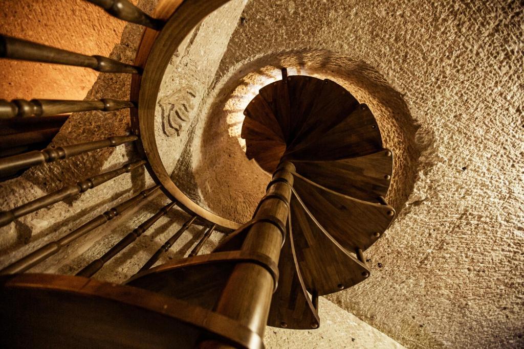 Oread Cave Suites photo