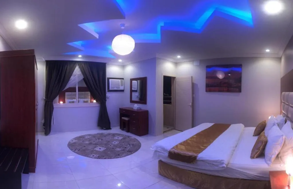 Al Tal Serviced Apartments - economic, hotel in Baljurashi