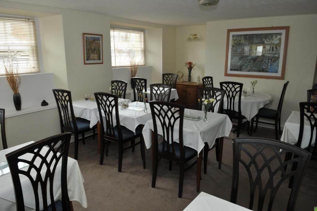 Alister Guest House photo