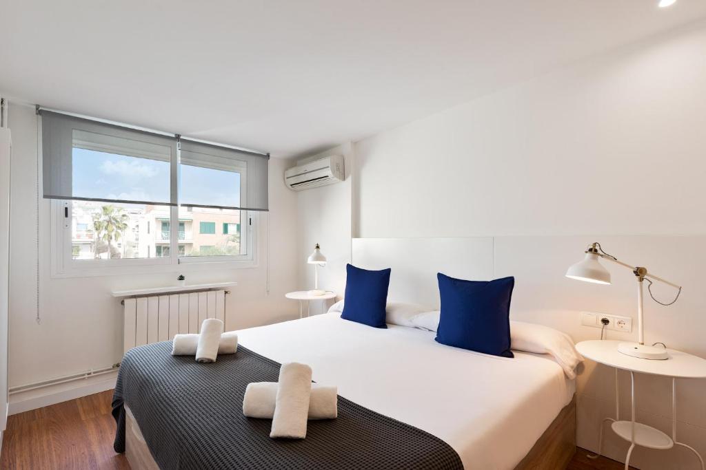 Sitges Group Beach Dreams - 5