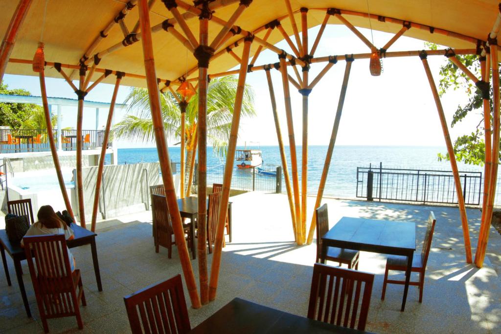 FX 72 Beach Resort