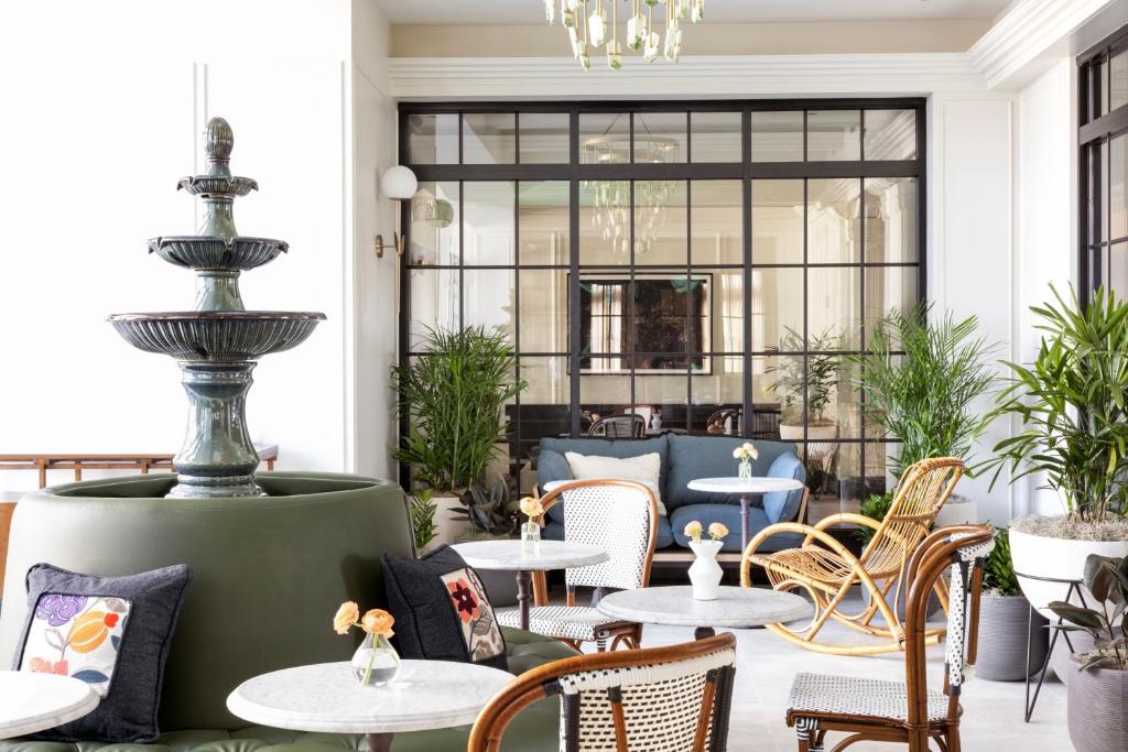 Kimpton Cottonwood photo