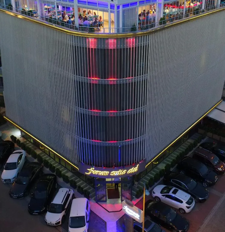 Forum Suite Otel, hotel in Mersin
