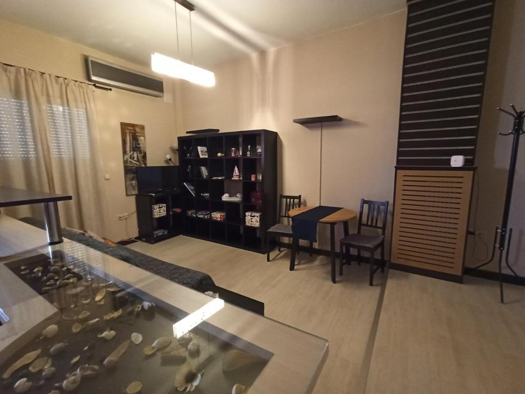 Modern apartment, 5΄ walk from central metro station photo