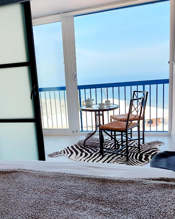 Exclusif Appartement en 1er Ligne, Vue Imprenable, Piscine, Parking Privé à Playa Mucha Vista, Alicante - 2