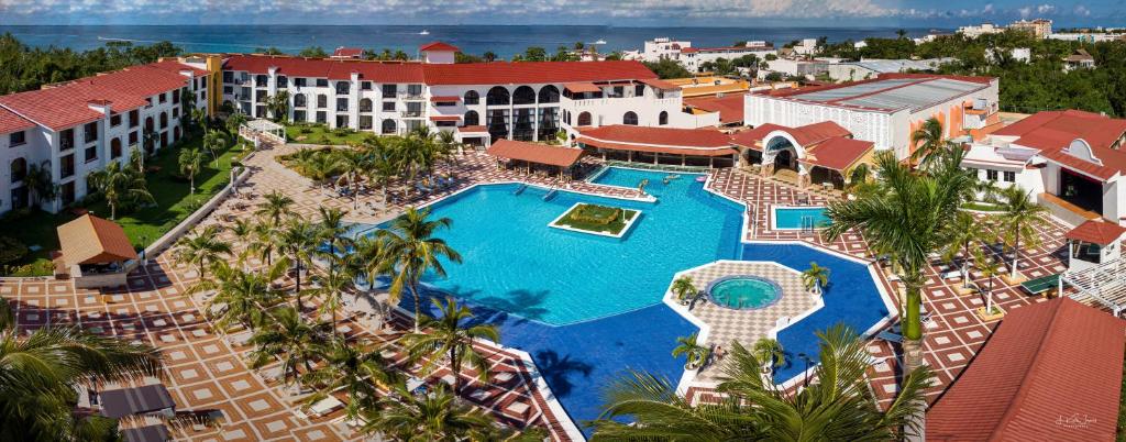 Cozumel Hotel & Resort - 3