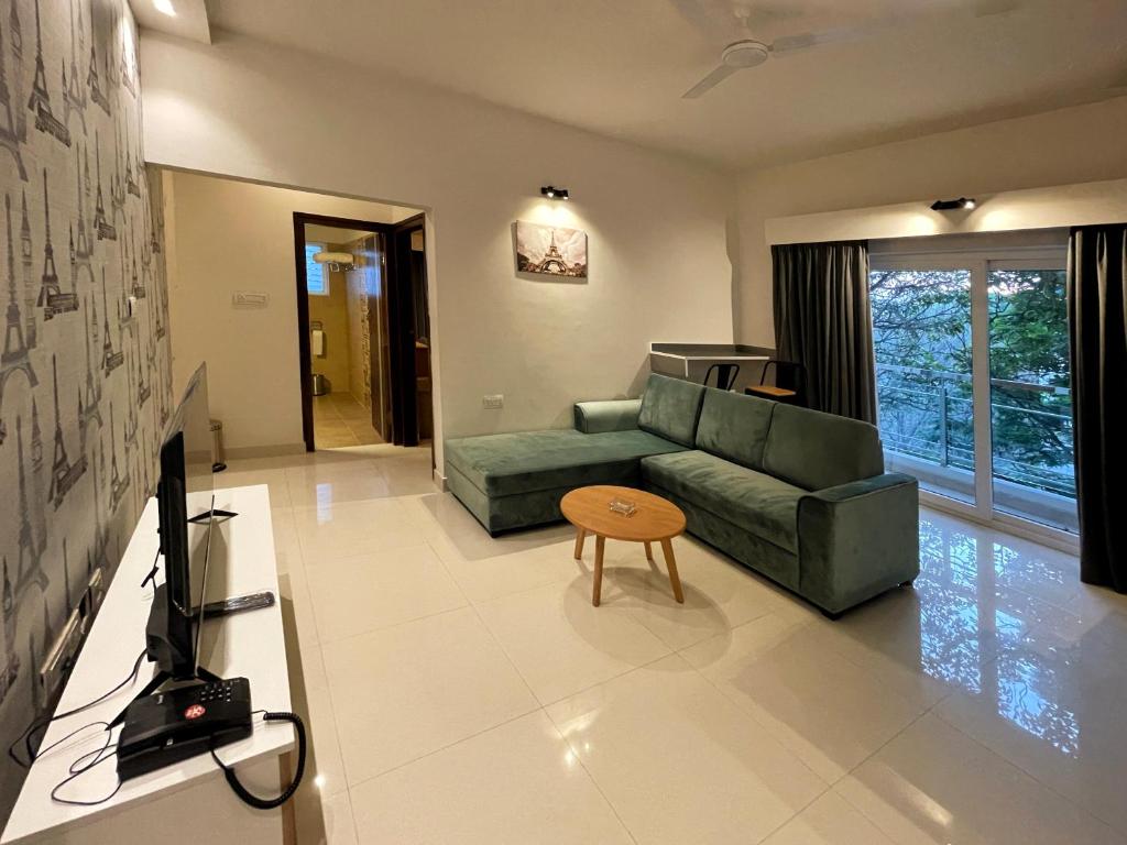 Eiffel Suites photo