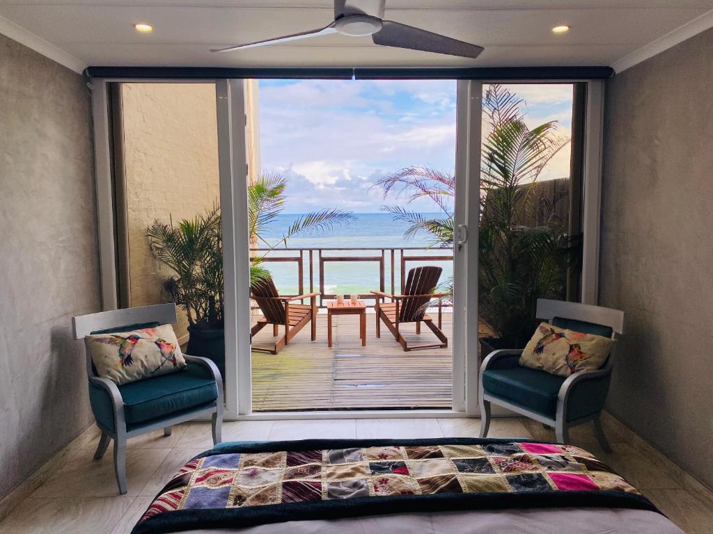 Sea front designer apartment photo