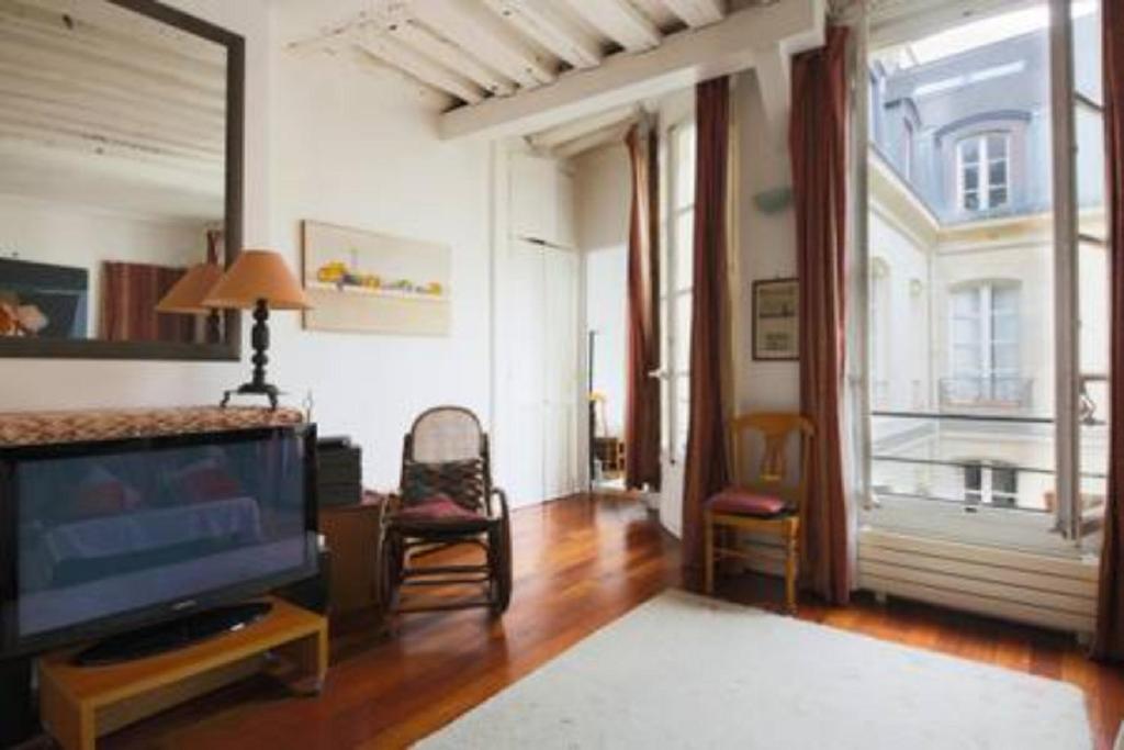 Duplex St-Michel - Quartier latin - 3