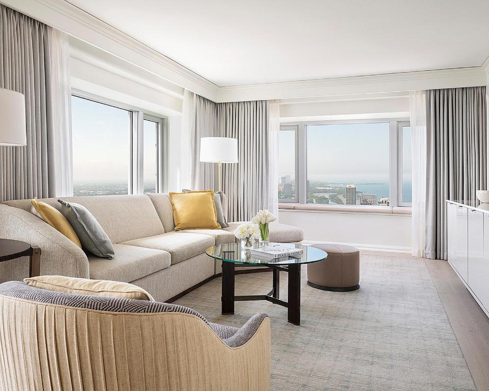 Four Seasons Hotel Chicago Photo 40