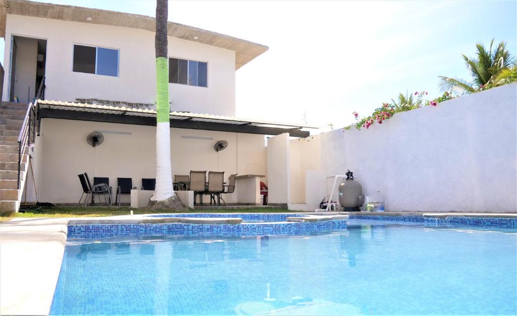 Descubrir 57+ imagen casas en san blas nayarit Abzlocal.mx