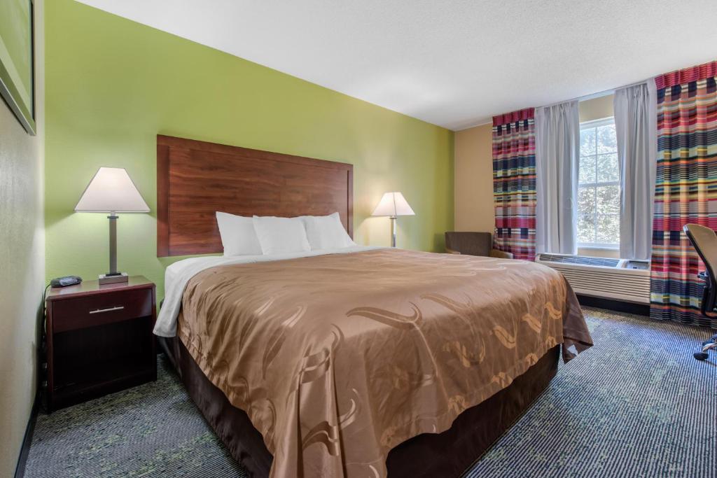 Quality Inn Morgantown Photo 39