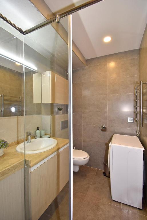 Home4you Apartments on Koghbatsi photo