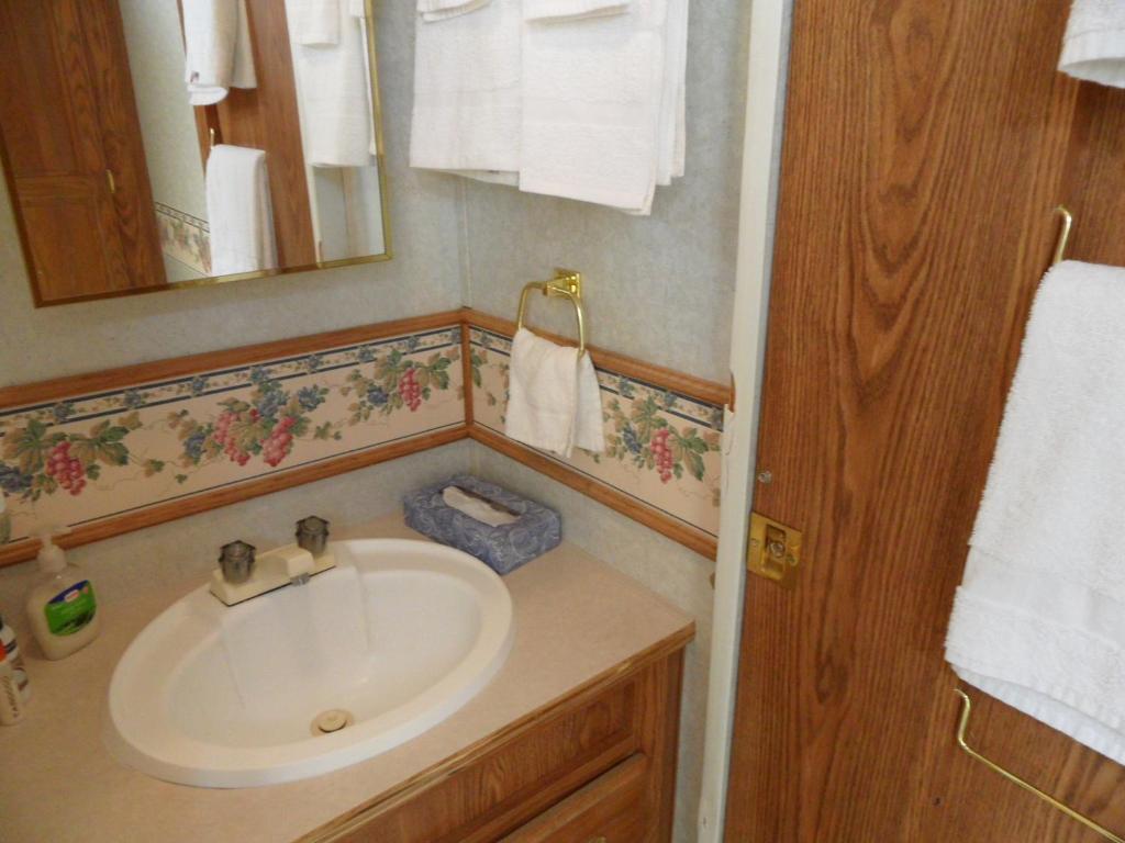 Pahrump RV Park & Lodging photo