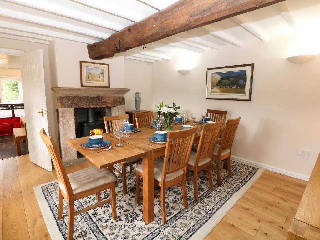Broadwood Farm, Hathersage photo 3