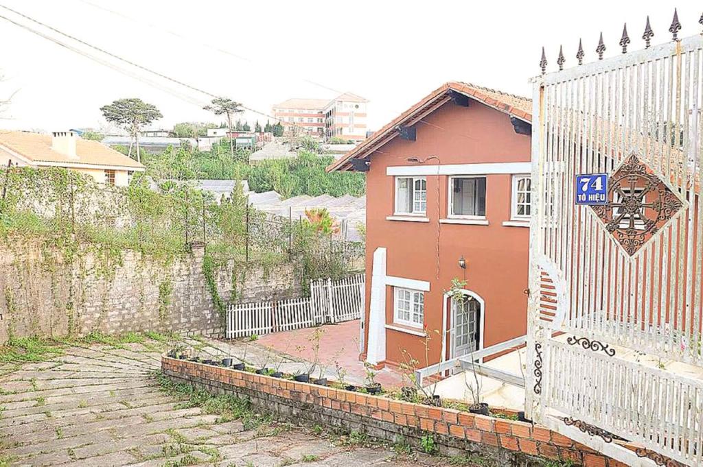 nhim garden house 1 photo