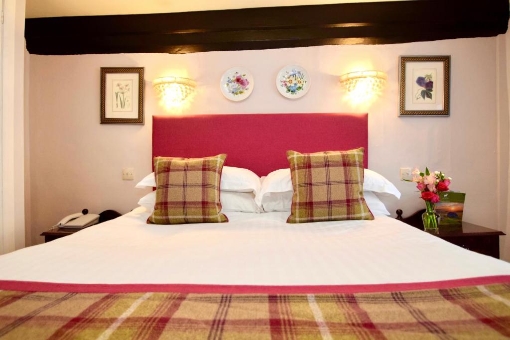 The White Hart Hotel photo