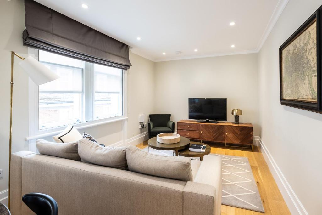 London Native Mayfair Additional
