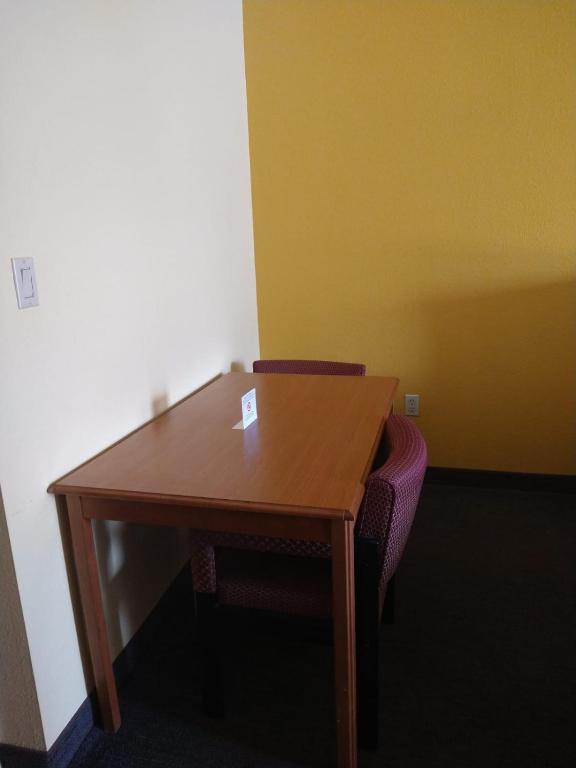 SureStay Hotel Mission by Best Western photo