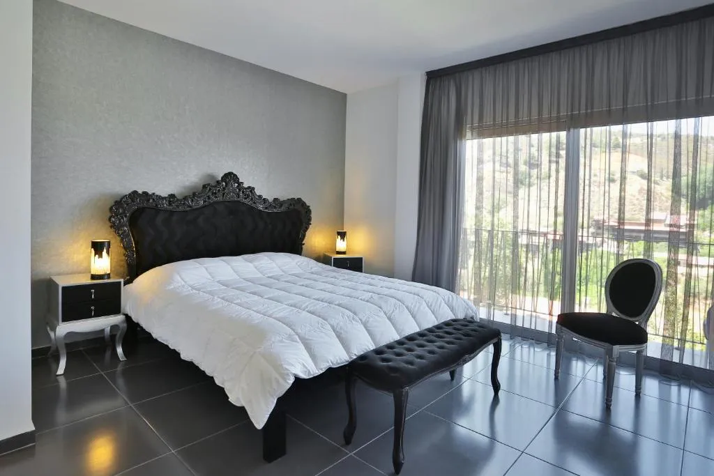Crystal Hotel, hotel in Kakopetria