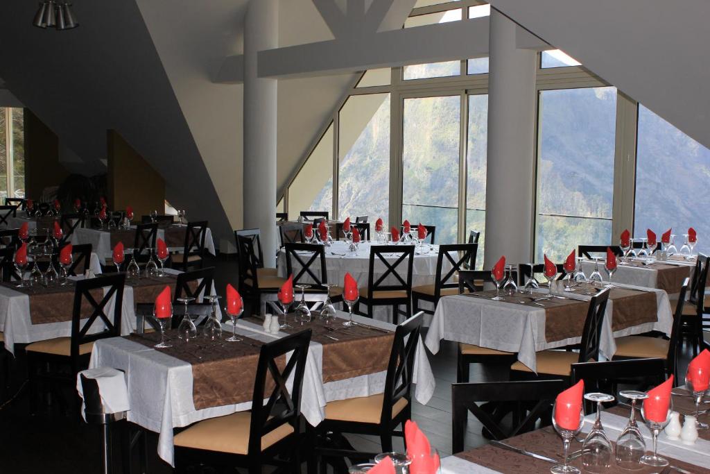 Eira do Serrado - Hotel & Spa — Restaurant & bars in Curral das Freiras, Madeira