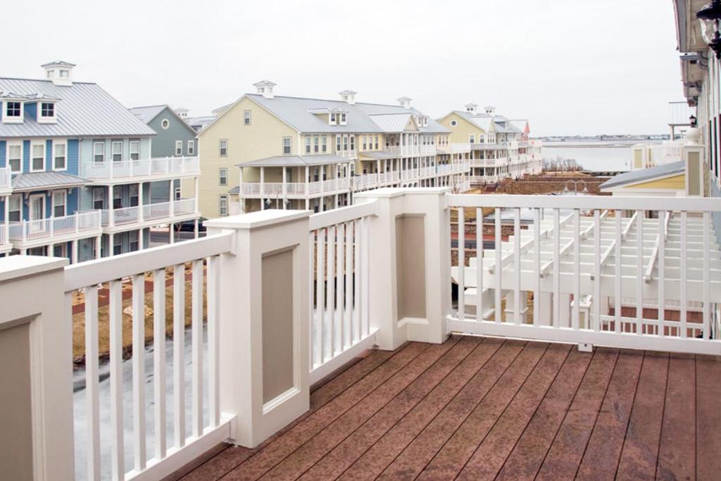 Sunset Island - 3 Canal Side Mews, Ocean City