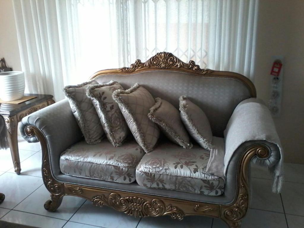 Newlands East Home With A Beautiful View — Hotel in Umhlanga Rocks