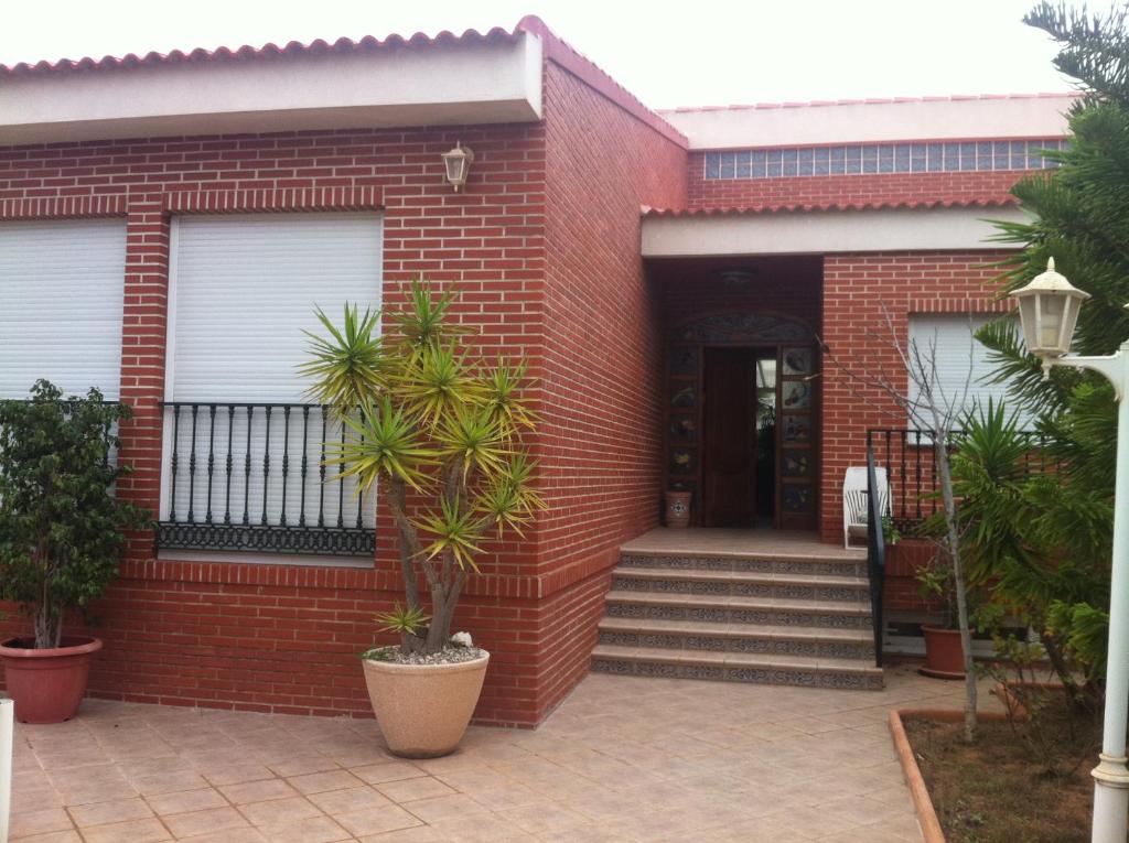 Luxury villa in Playa Honda - 2