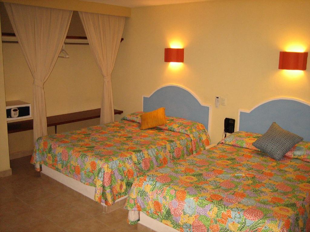 Hotel Delfines Acapulco by NG Hoteles - 4