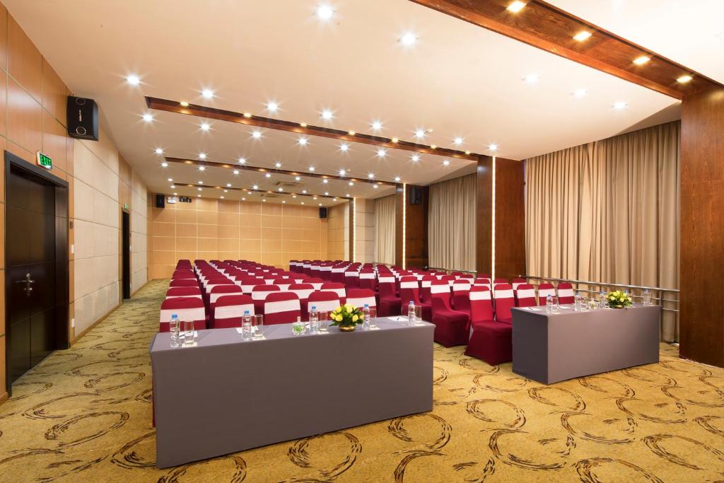 Банкетный зал