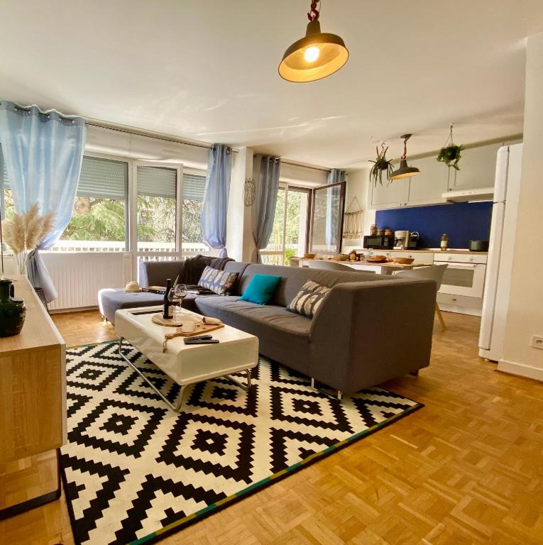 Cosy Flat 2V6 - 3