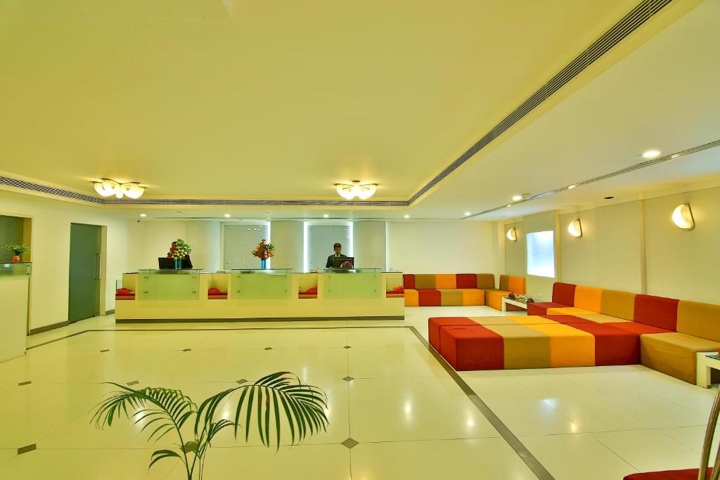 Lobby, Gokulam Park Hotel And Convention Centre in Kochi