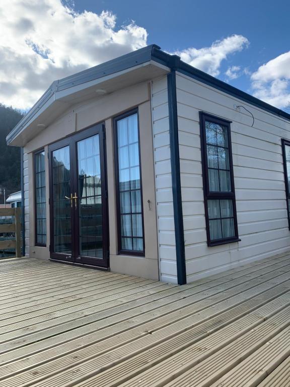 The Monaco 32, Dunoon